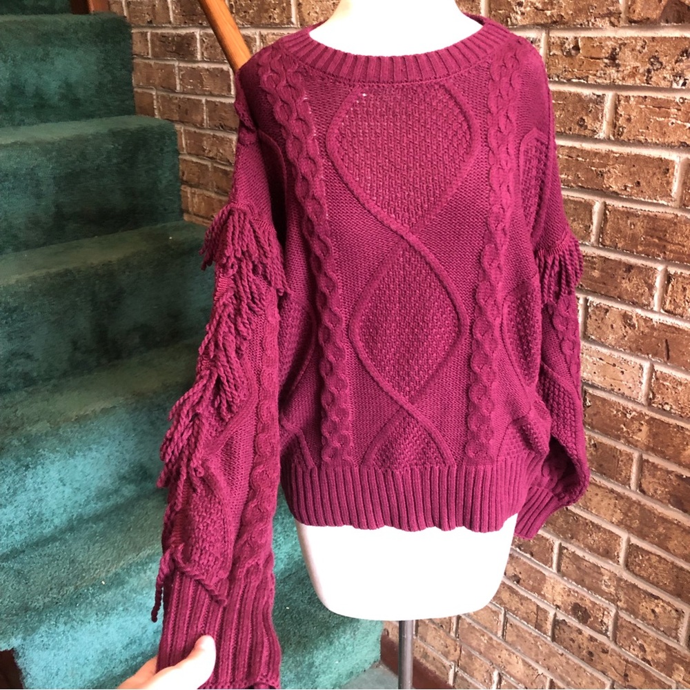 Time n tru boho cozy cable knit fringe maroon burgundy sweater